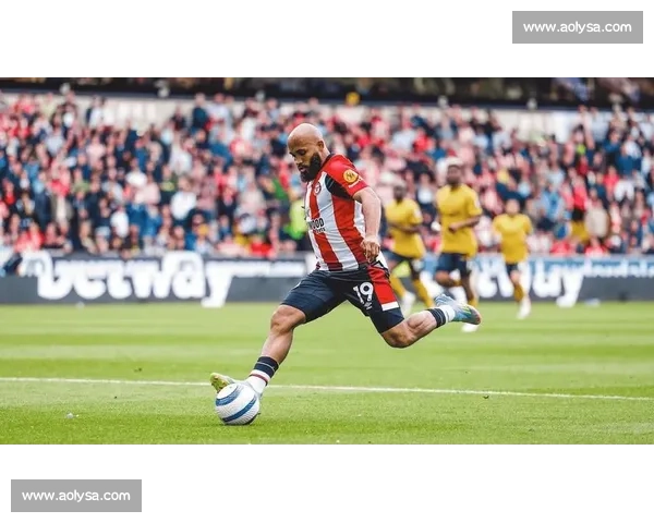 曼联热刺均未推进姆贝乌莫转会，球员前景成疑