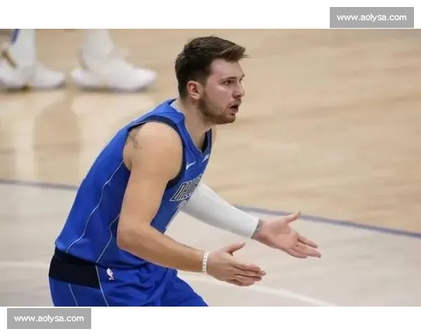 骑士复兴在望？詹姆斯施压湖人，东契奇交易疑云笼罩冲冠之路