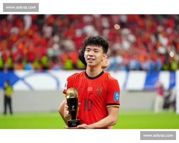 德转朱艺预告王钰栋身价暴涨!18 岁新星估值或破 200 万欧,球迷评论区竞猜最新身价 德转朱艺预告王钰栋身价暴涨!18 岁新星估值或破 200 万欧,球迷评论区竞猜最新身价