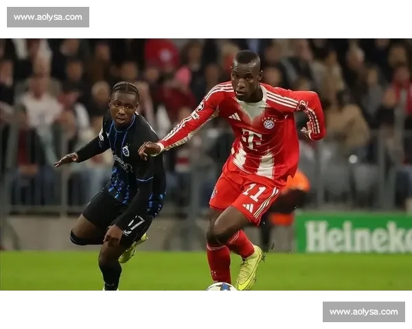 拜仁 5500 万欧压哨报价吉滕斯未果，切尔西 6500 万欧抢下英格兰新星