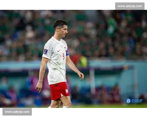 格罗西茨基：渴望回归波兰国家队，与莱万关系未受风波影响