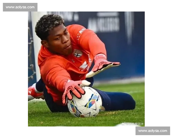 铃木彩艳：顶级联赛逐梦，婚姻计划暂搁置