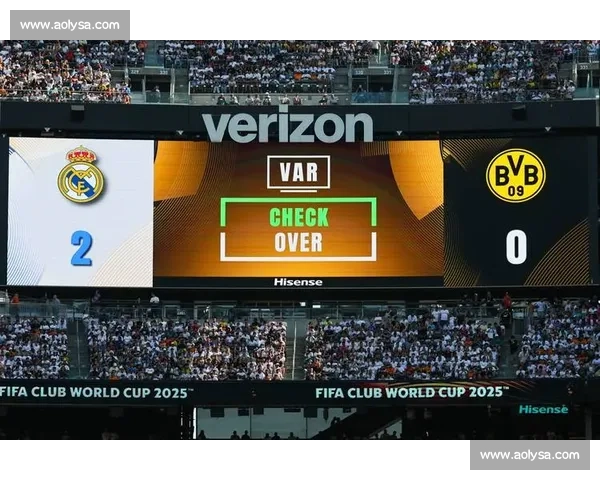 皇马战新月硬石球场 6.2 万观众沸腾 创本届世俱杯单场上座纪录